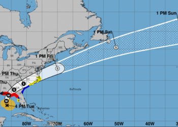 Florida enfrenta el embate del huracán Michael, que según los pronósticos tocará tierra en algún punto del noroeste del estado este miércoles. Infografía: nhc.noaa.gov