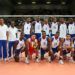 Los 12 jugadores, junto al colectivo técnico, que defendieron los colores de Cuba y ganaron plata en el Mundial de Voleibol del 2010. Foto: FIVB
