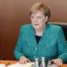 La canciller de Alemania, Angela Merkel, durante la reunión semanal de su gobierno en la cancillería, en Berlín, el 2 de octubre de 2018. Foto: Michael Sohn / AP.