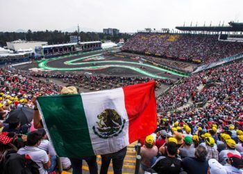Aficionados mexicanos disfrutaron del Gran Premio de Fórmula 1 en el circuito Hermanos Rodríguez. (Getty Images North America)