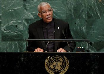 Imagen del 20 de septiembre de 2017 que muestra al presidente de Guyana, David Granger, durante una intervención en la Asamblea General de la ONU, en Nueva York. Foto: Justin Lane / EFE / Archivo.