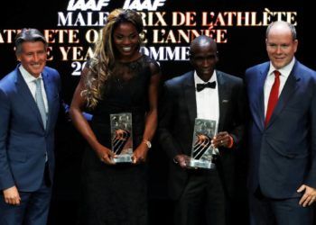 Caterine Ibargüen y Eliud Kipchoge recibieron el premio de Atletas del Año de la IAAF. Foto: Eric Gaillard (Reuters)