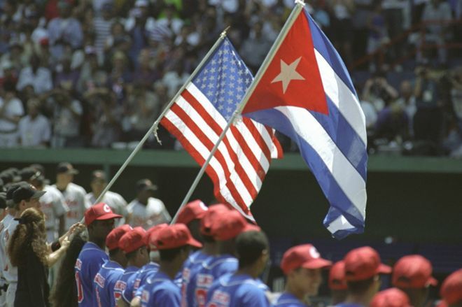 La Federación Cubana de Béisbol y la MLB firmaron en diciembre pasado un histórico Acuerdo, pero todavía hay algunos puntos sobre el mismo que generan dudas. Foto: Tomada de la BBC