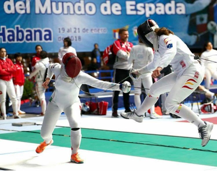 Copa del Mundo de Espada para mujeres, realizada en enero de 2018 en La Habana. Foto: @esgrimamadrid / Twitter / Archivo.