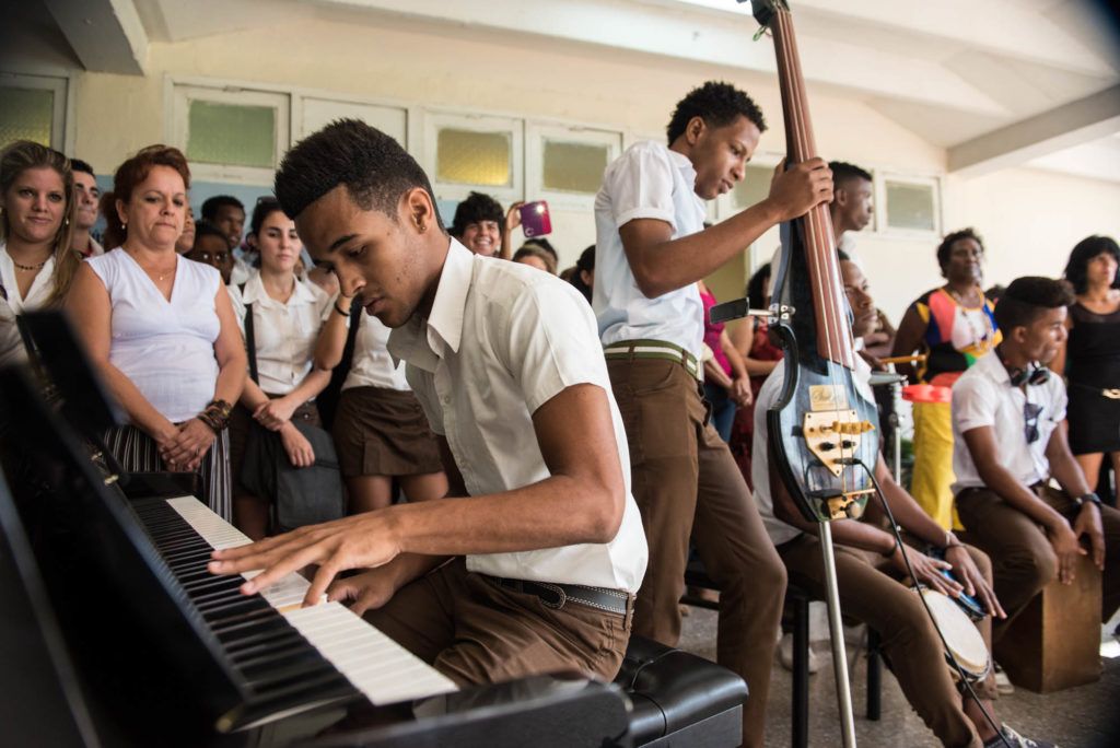 Estudiantes cubanos de música durante un encuentro con la Orquesta de Minnesota en 2015 Foto: Nate Ryan para MPR