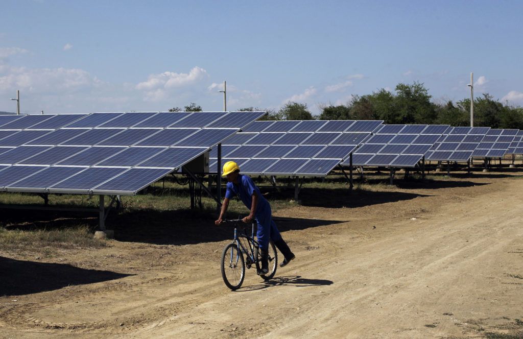 Parque Solar Fotovoltaico en Cuba. Foto: Jorge Luis Baños / IPS / Archivo.