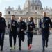 Miembros del equipo de atletismo del Vaticano. Foto: @elchiringuitotv / Twitter.