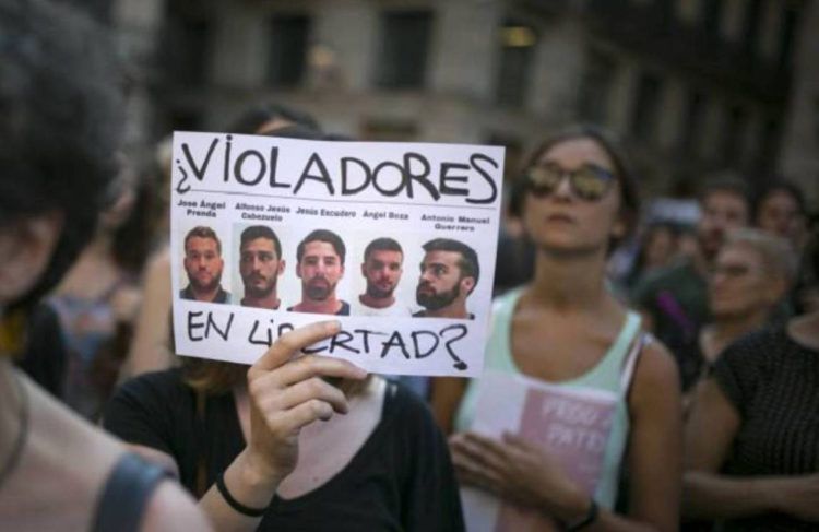 La agresión sexual de "la Manada" y su tratamiento judicial, han provocado indignación en España. Foto: El País.
