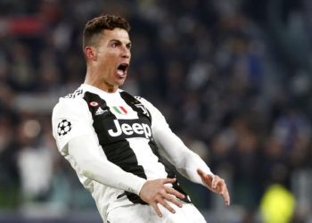 Cristiano Ronaldo, de la Juventus, festeja tras anotar el tercer gol para la victoria 3-0 ante el Atlético de Madrid en el partido de octavos de final de la Liga de Campeones, el martes 12 de marzo de 2019, en Turín. Foto: Antonio Calanni / AP.