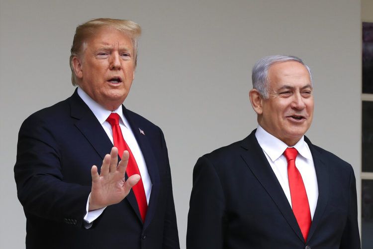 El presidente Donald Trump recibe al primer israelí Benjamin Netanyahu en la Casa Blanca en Washington el lunes 25 de marzo de 2019. (AP Foto/Manuel Balce Ceneta)