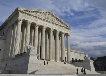 Vista panorámica de la Corte Suprema de Estados unidos el viernes 15 de marzo de 2019, en Washington, D.C. (AP Foto/Susan Walsh)