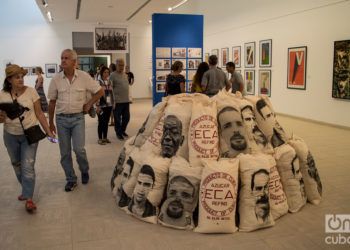 Exposición en el Museo Nacional de Bellas Artes, durante la XIII Bienal de La Habana. Foto: Otmaro Rodríguez.