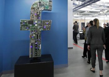 Oficinas de Facebook en Cambridge, Massachusetts. Foto: Elise Amendola/AP.