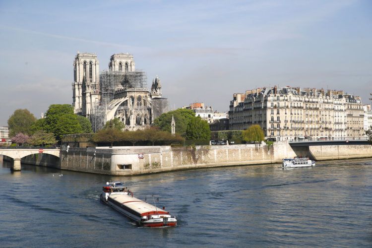 Notre Dame el miércoles 17 de abril de 2019 en París. Foto: François Mori / AP.
