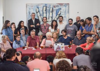 Estela de Carlotto, presidenta de La Asociación Abuelas de Plaza de
Mayo, anuncia en conferencia de prensa el hallazgo de la nieta 129. Foto: Kaloian.