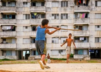 Aunque el Acuerdo entre Cuba y Little League sigue en pie, las autoridades de la Isla no han dado pistas sobre la creación de la Pequeña Liga Cubana, la cual permitiría la expansión de la práctica del béisbol. Foto: Tomada de WNYC.