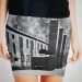 Ejemplo de falda a la venta en Redbubble con imágenes de Auschwitz. Captura de pantalla.