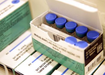 Vacunas de sarampión, paperas y rubeola en el Departamento de Salud del Condado de Rockland en Pomona, Nueva York, el 27 de marzo del 2019. Foto: Seth Wenig / AP.