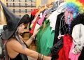 Tienda de disfraces en La Habana. Foto: oncubamagazine