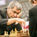 El ucraniano Vassily Ivanchuk (izq), siete veces campeón del Capablanca de ajedrez, encabezará el grupo Élite del torneo en la edición de 2019. Foto: advancedchessleon.com