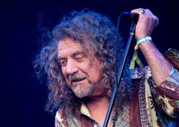 El legendario Robert Plant está previsto en el cartel de Woodstock 50.