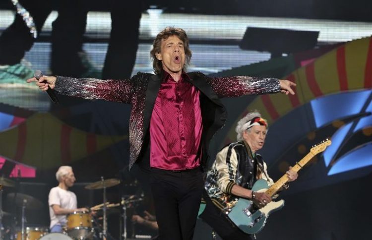 Mick Jagger junto a The Rolling Stones durante su histórico concierto en Cuba. Foto: EFE / Archivo.