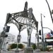 La glorieta "Las cuatro damas de Hollywood" en Los Angeles, el miércoles 19 de junio del 2019. Las autoridades dicen que alguien trepó la obra pública de dos pisos y se robó una estatua de Marilyn Monroe en el Paseo de la Fama de Hollywood. Foto: Richard Vogel / AP.