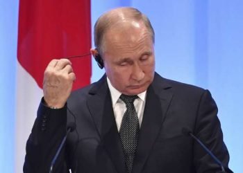 El presidente de Rusia, Vladimir Putin, durante una conferencia de prensa con el primer ministro de Japón, Shinzo Abe, después de la cumbre del G-20, en Osaka, el sábado 29 de junio de 2019. Foto: Yuri Kadobnov / AP.