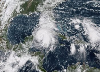 Imagen satelital del huracán Michael, a su paso por el suroeste de Cuba en octubre de 2018. Foto: Archivo.
