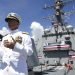 El almirante de la Armada Craig Faller, jefe del Comando Sur de Estados Unidos, habla con los medios después de una ceremonia de presentación del buque de guerra Paul Ignatius de la Marina estadounidense, el sábado 27 de julio de 2019, en Port Everglades en Fort Lauderdale, Florida. Foto: Lynne Sladky / AP.