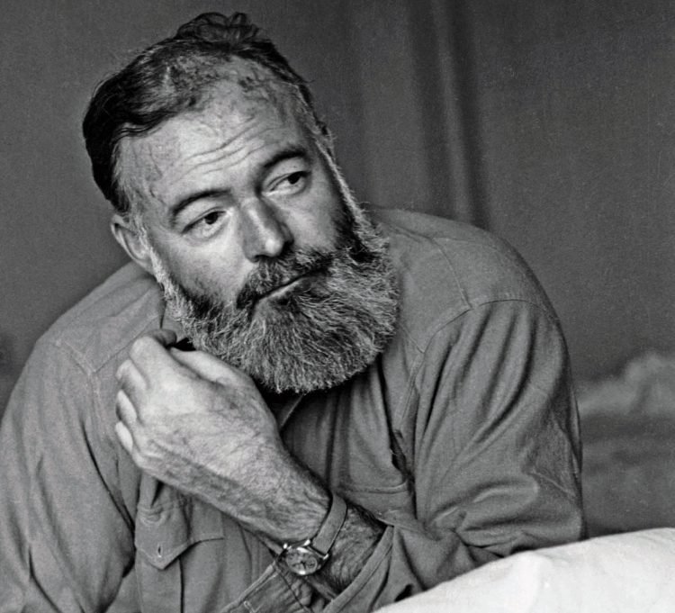 Ernest Hemingway ca. 1944 Foto: Hulton-Deutsch Collection/CORBIS.