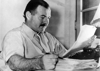 Ernest Hemingway en los años 30. Foto: Toronto History / Flickr.