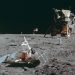 En esta foto del 20 de julio de 1969, el astronauta Buzz Aldrin Jr. se encuentra junto al dispositivo de Experimento Sísmico Pasivo en la superficie de la luna durante la misión Apollo 11. Foto: Tomada de abc7chicago.com.
