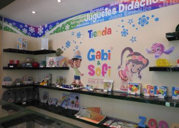 Cooperativa Decorarte de Varadero, desarrolla su marca "Gabi y Sofi", es una de las 400 cooperativas no agropecuarias que existen en Cuba.