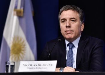 Nicolás Dujovne presentó su renuncia como ministro de Hacienda de Argentina. Foto: sol915.com.ar