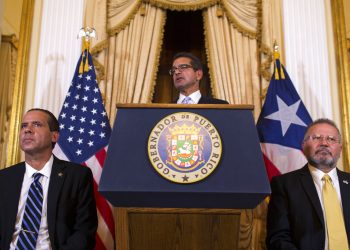 Pedro Pierluisi, juramentado como gobernador de Puerto Rico, habla durante una conferencia de prensa en San Juan, Puerto Rico, el viernes 2 de agosto de 2019. Foto: Dennis M. Rivera Pichardo / AP.