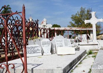 Tumba de Alberto Yarini en el cementerio de Colón, La Habana. Foto: Otmaro Rodríguez.