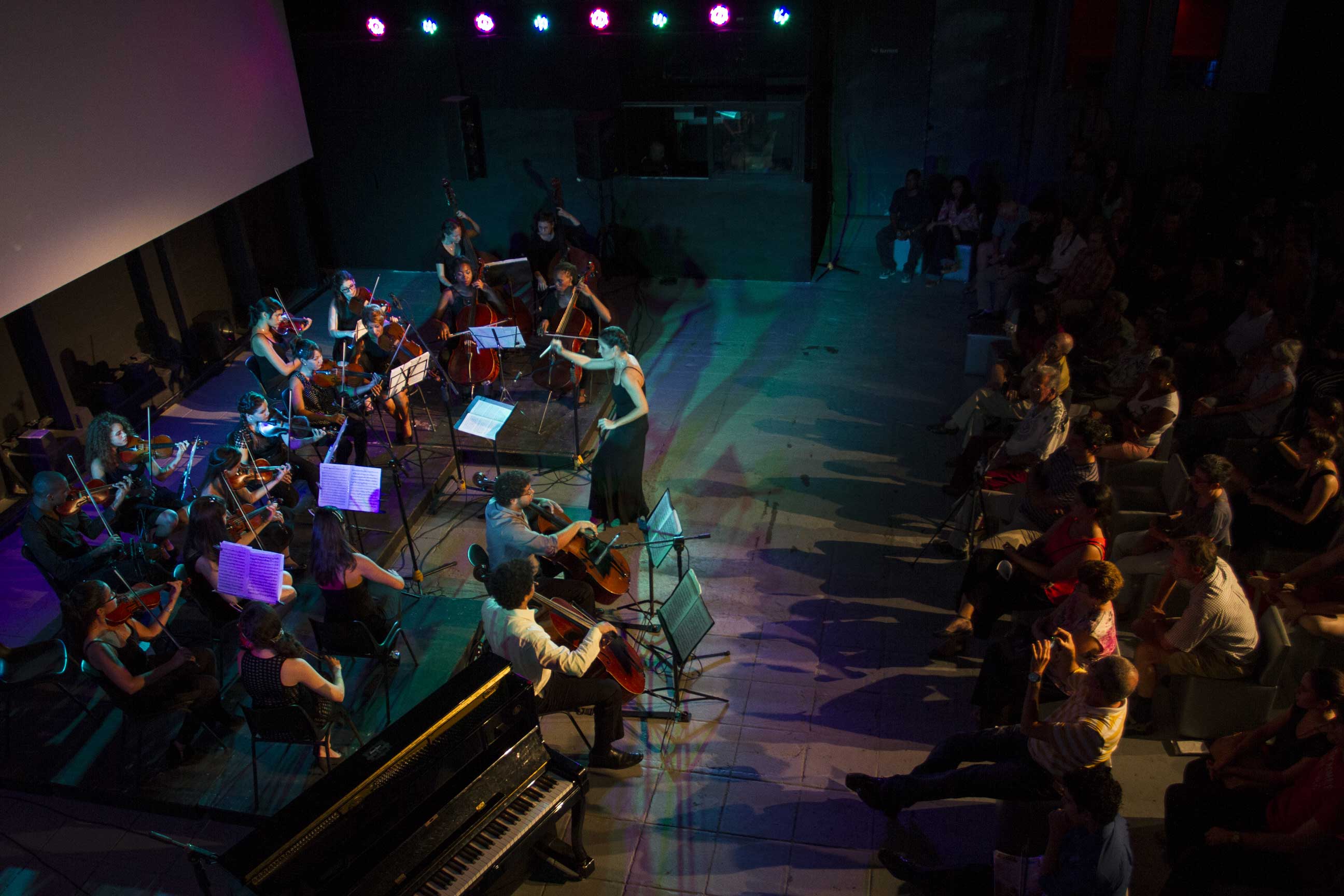 Concierto de música de cámara a cargo de la Orquesta de Cámara de La Habana, dirigida por Daiana García. Foto: Danay Nápoles.