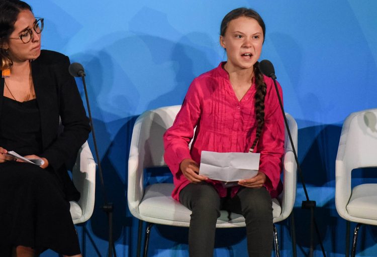 La joven activista sueca Greta Thunberg pronuncia un electrizante discurso en la Cumbre de Acción Climática de la ONU, en Nueva York, el 23 de septiembre de 2019. Foto: AFP / animalpolitico.com