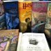 No es la primera vez que autoridades católicas censuran la serie de novelas fantásticas escrita por la autora británica J. K. Rowling que tiene como protagonista al mago Harry Potter y sus amigos Hermione Granger y Ron Weasley.