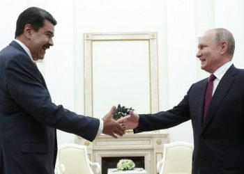 El presidente ruso Vladimir Putin recibe al gobernante venezolano Nicolás Maduro en Moscú el 25 de septiembre del 2019. Foto: Sergei Chirikov/Pool vía AP.