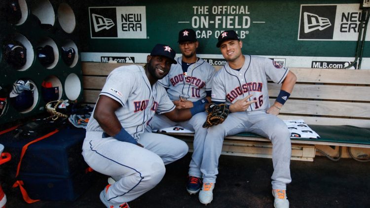 El trío cubano de los Astros de Houston puede ser decisivo en la postemporada. Foto: Tomada de LaVidaBaseball