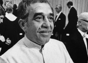 Gabriel García Márquez. durante la ceremonia de entrega de su Premio Nobel, celebrada en la Sala de Conciertos de Estocolmo, Suecia, el 8 de diciembre de 1982. Foto: lavanguardia.es