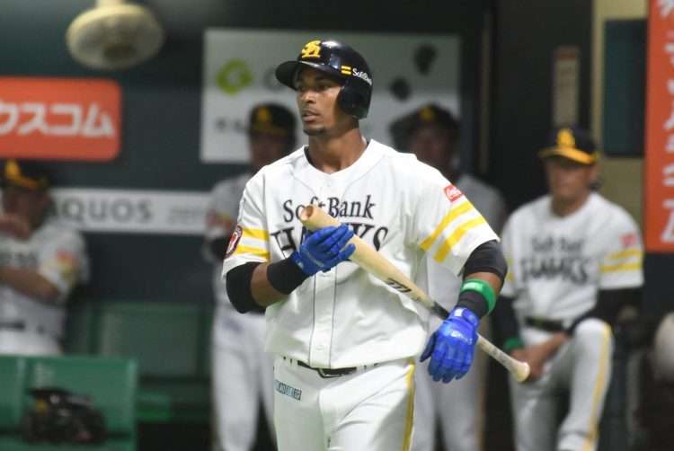 Con experiencia en Japón, Yurisbel Gracial probará suerte ahora en el béisbol profesional de México. Foto: Yuhki Ohboshi/Archivo.