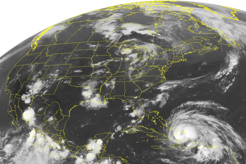 Esta foto de satélite del 24 de agosto del 2011 muestra al huracán Irene. Foto: AP/Archivo OnCuba