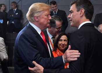 Los presidentes de EE.UU., Donald Trump (i), y de España (en funciones), Pedro Sánchez. Foto: lavozdegalicia.es