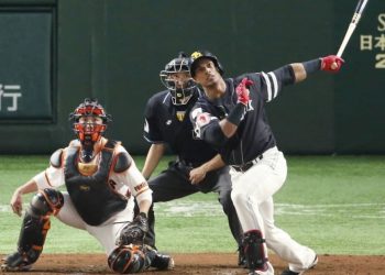 Gracial fue el héroe de los Halcones en su tercer título consecutivo en el béisbol japonés. Foto: KYODO/The Japan Times.