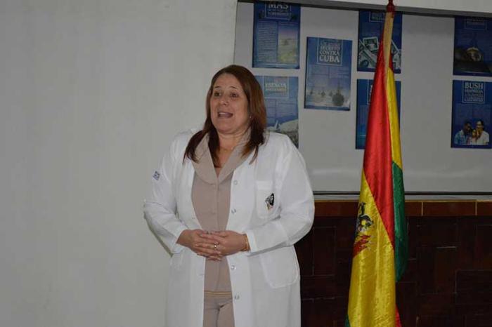 La doctora Yoandra Muro, jefa de la Misión-Médica cubana en Bolivia. Foto: Radio Reloj.
