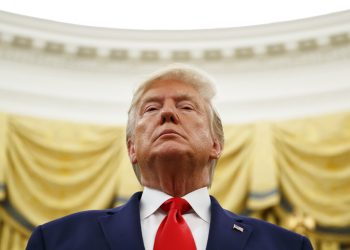 Esta foto de archivo del 24 de octubre del 2019 muestra al presidente Donald Trump durante una ceremonia en la Oficina Oval de la Casa Blanca en Washington. Foto: Alex Brandon/AP