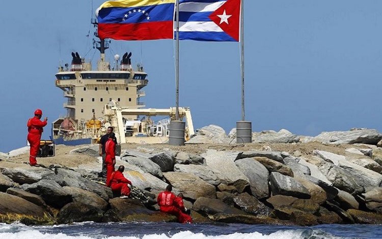 El gobierno de EE.UU. continúa aplicando sanciones a empresas estatales cubanas por sus relaciones con Venezuela. Foto: Radio Rebelde / Archivo.